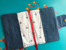 Charger l'image dans la galerie, Protège carnet de santé sur mesure