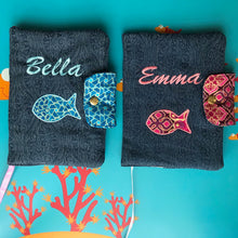 Charger l'image dans la galerie, Protège carnet de santé sur mesure