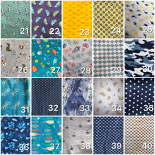 Charger l'image dans la galerie, Toupie-doudou brodée