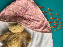 Charger l'image dans la galerie, Cape de bain XXL brodée