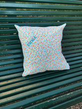 Charger l&#39;image dans la galerie, Coussin personnalisé
